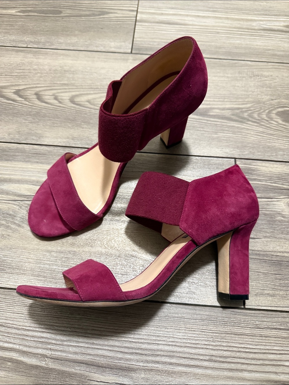 Stuart Weitzmab Women's Suede Block Heel Sandals size  9.5